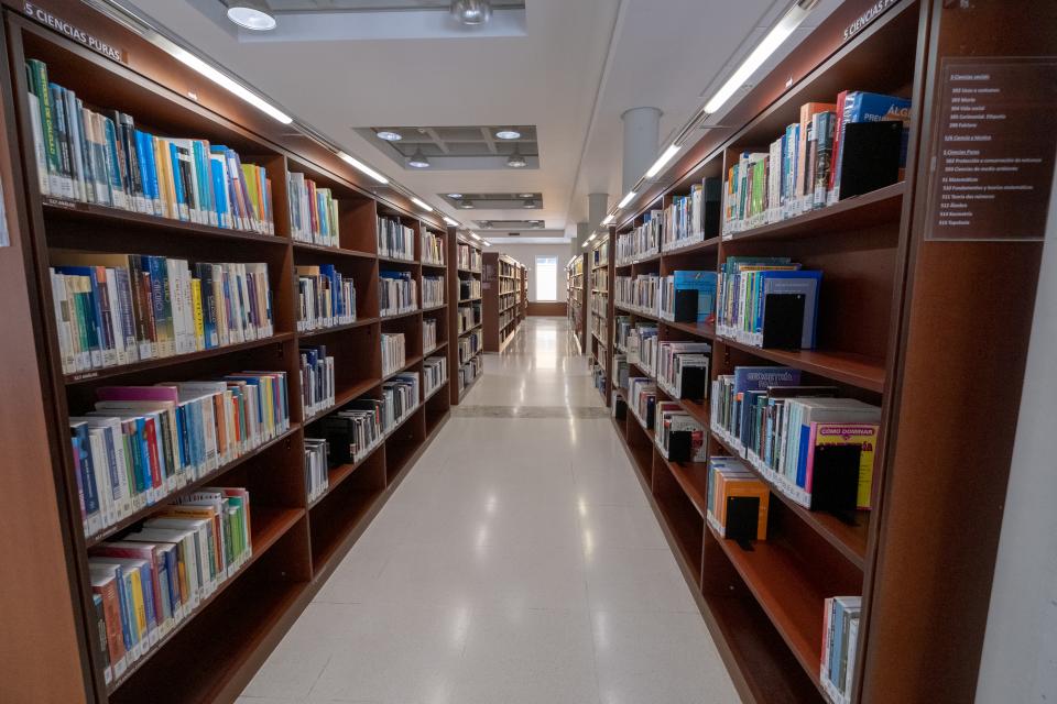 Sala préstamo 1
